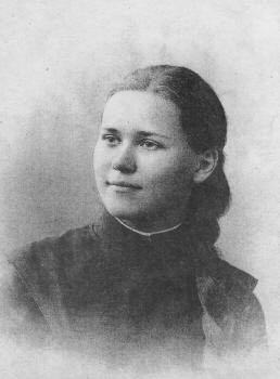 Софія Короленко – гімназистка