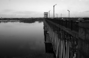 В Кременчуге неизвестный выбросился с моста в Днепр